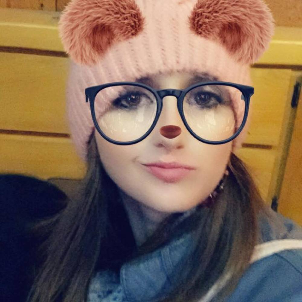 Meet your Posher, Robyn